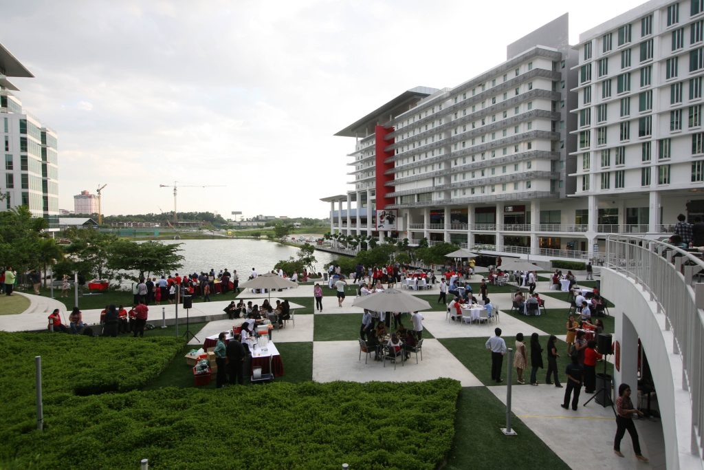 Biaya kuliah di Taylors University Malaysia
